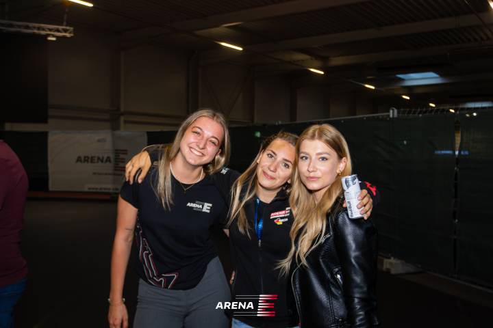 RaceDay Party-02.jpg